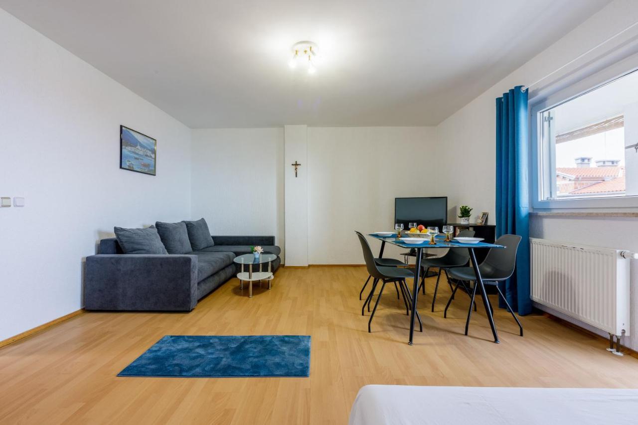 Apartments Anita Novi Vinodolski Eksteriør billede