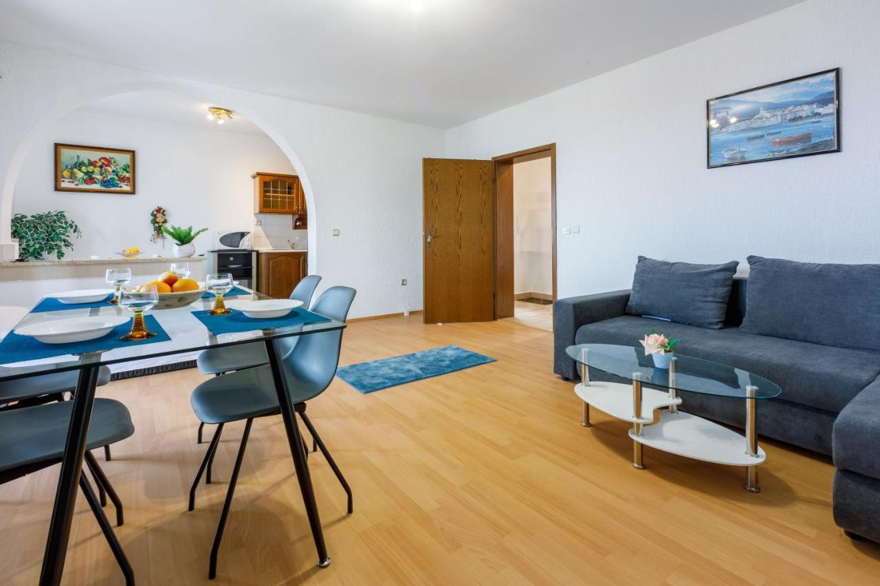 Apartments Anita Novi Vinodolski Eksteriør billede
